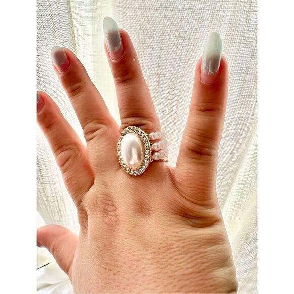 Classy Oval faux pearl ring - Picture 4 of 4